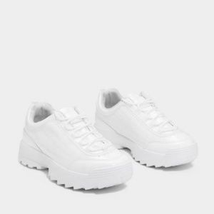 White chunky 90s sneakers